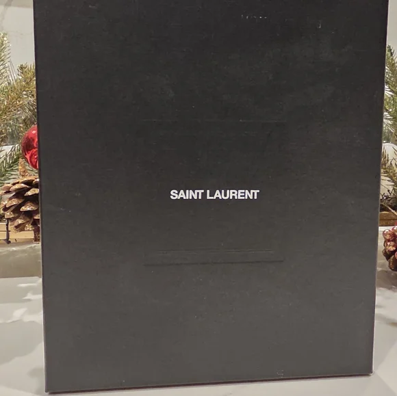 Saint Laurent Kate Medium Tassel Wallet - Picture 5 of 8